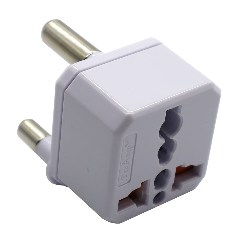 GIZZU Universal Travel Adapter — image 1